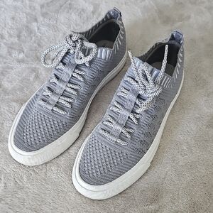 Blowfish Light Gray Knit Lace-Up Sneakers sz 7.5